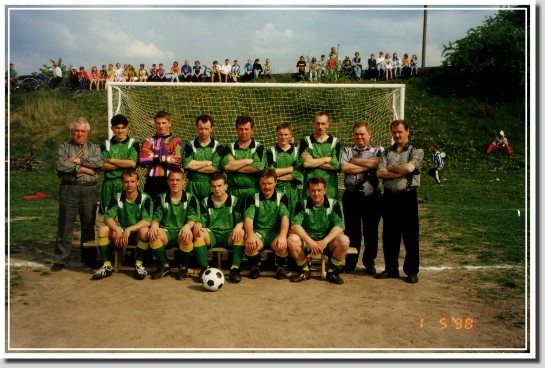 czarni sezon1998