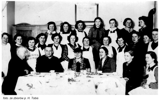 rok 1937 uczestniczki kursów zawodowych w Domu Katolickim